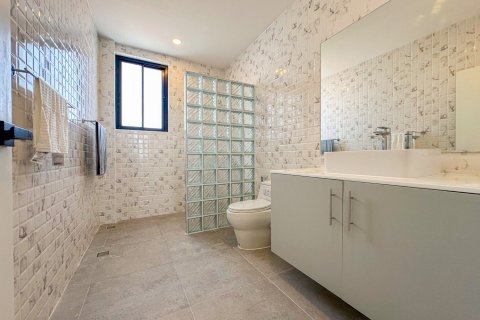 House in Pattaya, Thailand 5 bedrooms № 142735 - photo 30