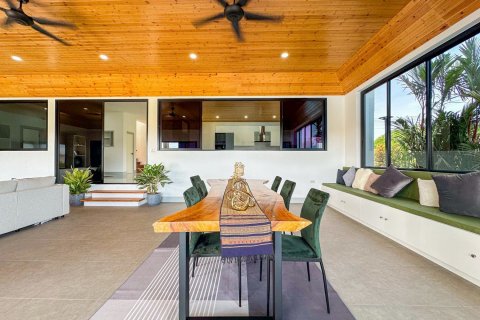 House in Pattaya, Thailand 5 bedrooms № 142735 - photo 20