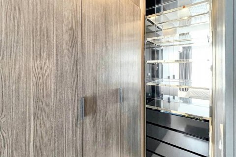 Condo in Bang Na, Bangkok, Thailand, 2 bedrooms  № 86158 - photo 3