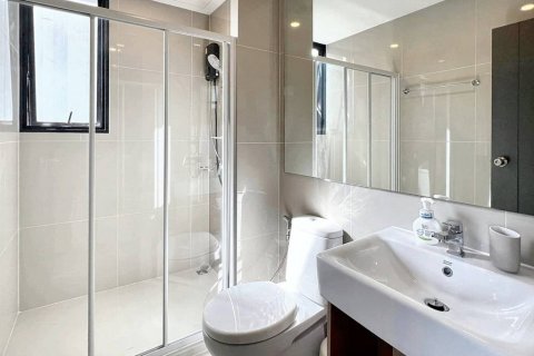 Condo in Bang Na, Bangkok, Thailand, 2 bedrooms  № 86158 - photo 8