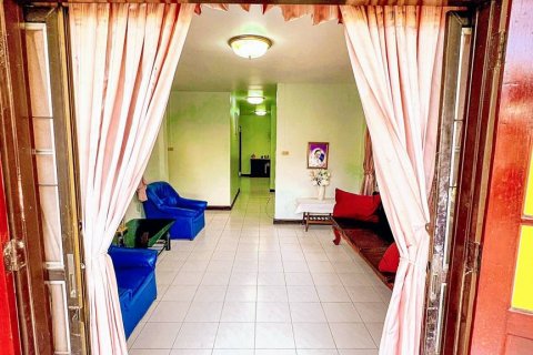 Дом в Донмыанге, Бангкок, Таиланд с 5 спальнями  № 86156 - фото 6