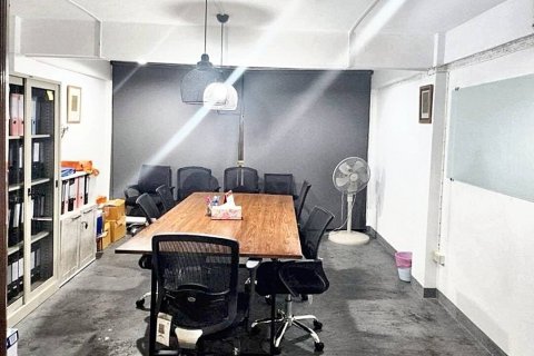 Таунхаус в Бангкоке, Таиланд с 2 спальнями № 86159 - фото 10