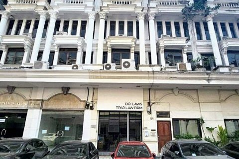 Таунхаус в Бангкоке, Таиланд с 2 спальнями № 86159 - фото 1