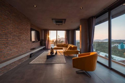 Пентхаус в Раваи, Таиланд с 2 спальнями  № 85587 - фото 1