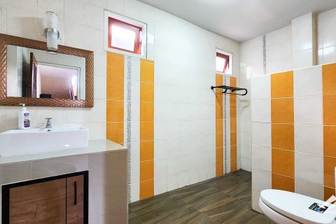 House in Chiang Mai, Thailand 4 bedrooms № 122830 - photo 16