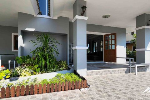 House in Chiang Mai, Thailand 4 bedrooms № 122830 - photo 9