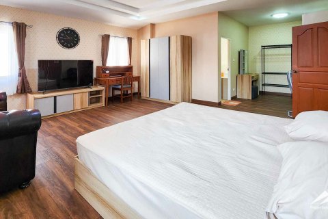 House in Chiang Mai, Thailand 4 bedrooms № 122830 - photo 28