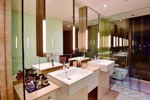 Condo in Sathon, Bangkok, Thailand, 2 bedrooms  № 132242 - photo 9