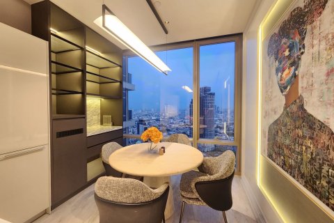 Кондоминиум с 2 спальнями в Сатхоне, Бангкок, Таиланд № 132246 - фото 3