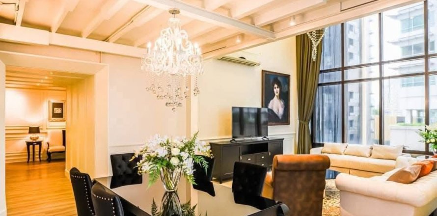 Condo à Khlong Toei, Bangkok, Thaïlande, 3 chambres  № 132244