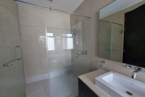 Condo à Watthana, Bangkok, Thaïlande, 3 chambres № 132248 - photo 6