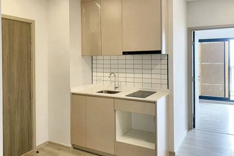 Condo in Bangkok, Thailand, 2 bedrooms  № 86262 - photo 2