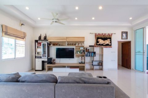 Дом в Хуа Хине, Таиланд с 4 спальнями  № 86266 - фото 2