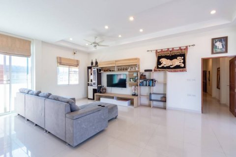 Дом в Хуа Хине, Таиланд с 4 спальнями  № 86266 - фото 3