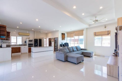 Дом в Хуа Хине, Таиланд с 4 спальнями  № 86266 - фото 4