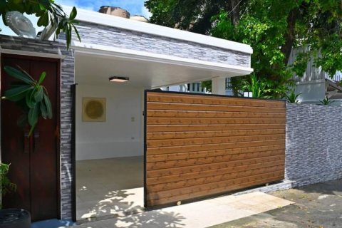 Вилла в Раваи, Таиланд с 2 спальнями  № 125906 - фото 8