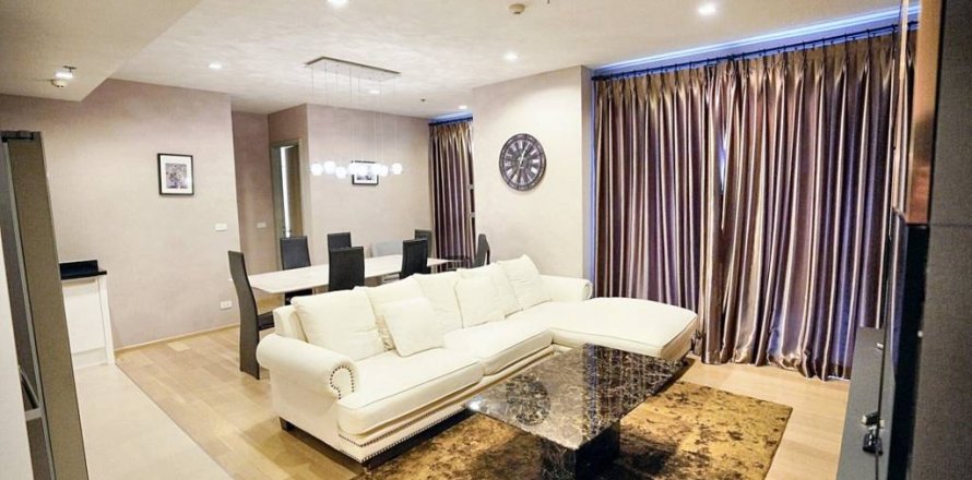 Condo in Bangkok, Thailand, 2 bedrooms  № 86723