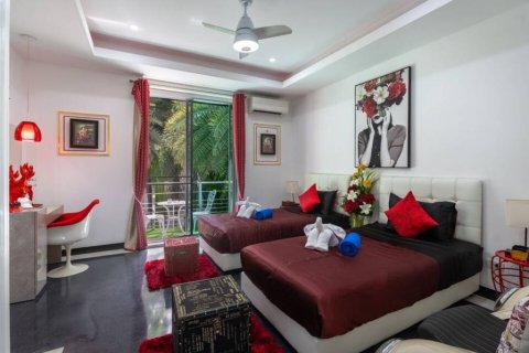Villa in Rawai, Thailand 7 bedrooms № 86725 - photo 9