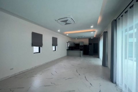 Вилла в Хуа Хине, Таиланд с 3 спальнями  № 124777 - фото 4