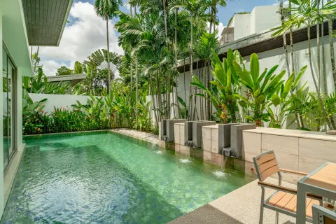 Villa in Phuket, Thailand 3 bedrooms № 124773 - photo 2