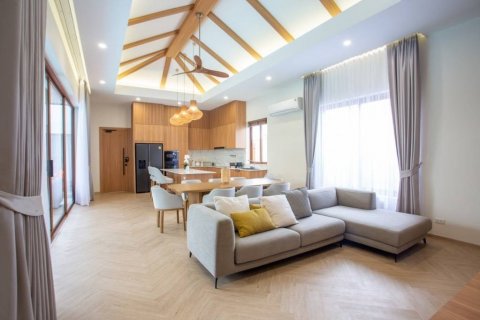 Villa in Hua Hin, Thailand 4 bedrooms № 116183 - photo 9