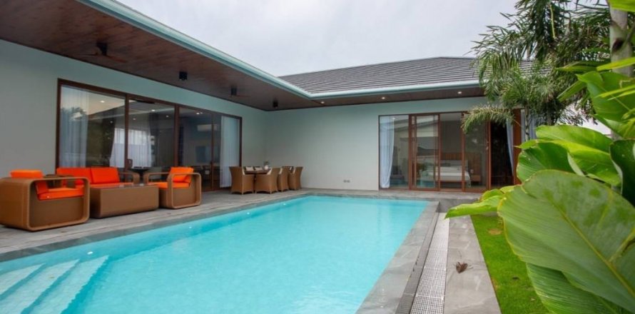 Villa in Hua Hin, Thailand 4 bedrooms № 116183