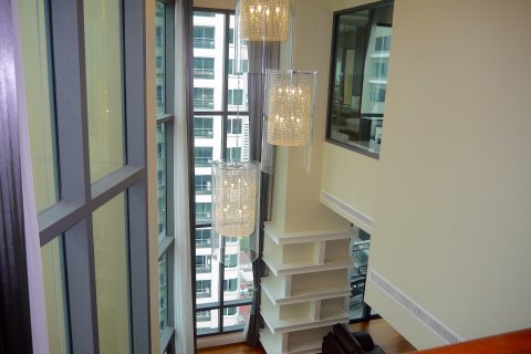 Condo à Bangkok, Thaïlande, 3 chambres  № 144170 - photo 10