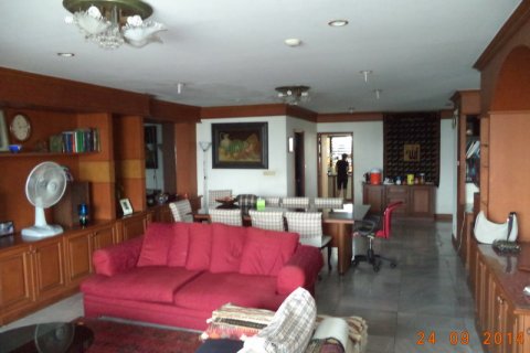Condo à Bangkok, Thaïlande, 3 chambres  № 144171 - photo 7