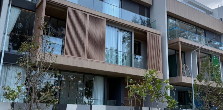 Apartment in Banyan Tree Grand Residences - Beach Terraces, Bang Tao, Thailand 3 bedrooms № 70982