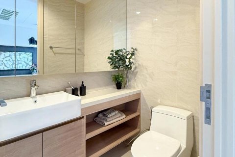 Квартира в Бангкоке, Таиланд с 2 комнатами  № 133120 - фото 14