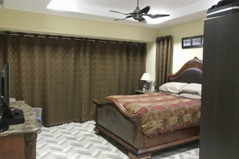 House in Bang Lamung, Thailand 3 bedrooms № 130099 - photo 26