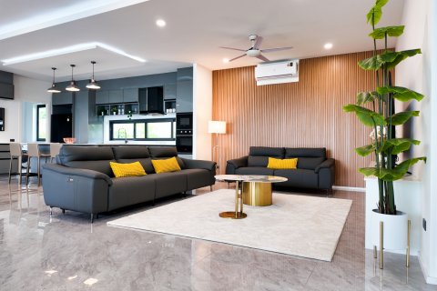 Maison à Pattaya, Thaïlande 3 chambres № 130100 - photo 11