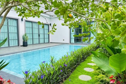 Дом в Паттайе, Таиланд с 3 спальнями  № 130101 - фото 1