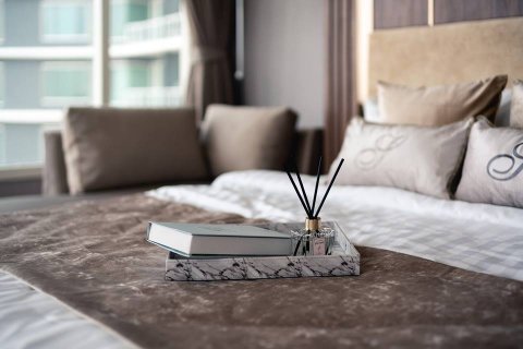 Кондоминиум с 3 спальнями в Бангкоке, Таиланд № 143897 - фото 2