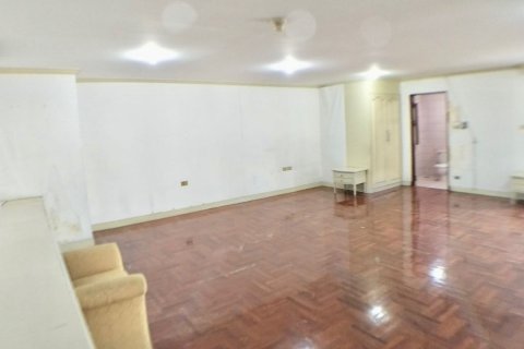 Condo à Bangkok, Thaïlande, 3 chambres № 143899 - photo 7