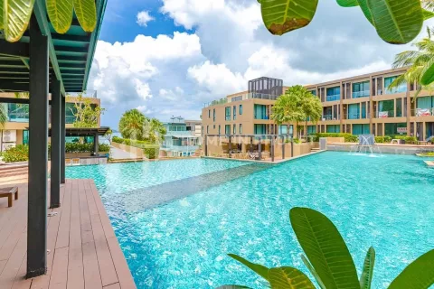 Condo in Phuket, Thailand, 2 bedrooms  № 131260 - photo 3