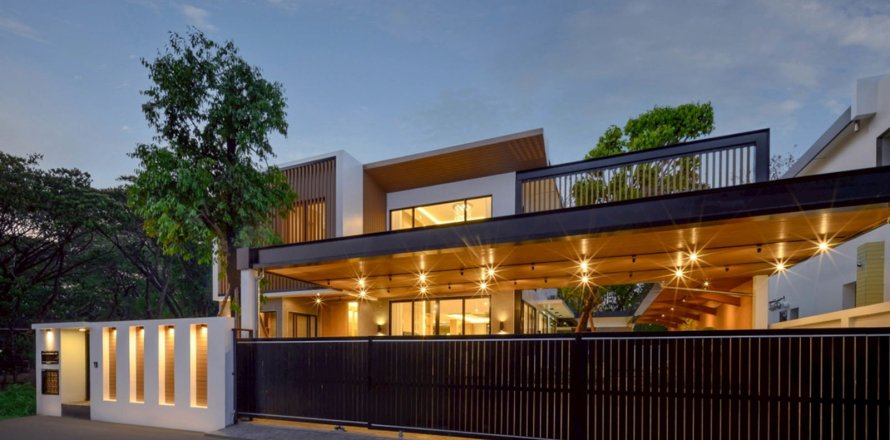 Villa à Chiang Mai, Thaïlande 4 chambres № 126740