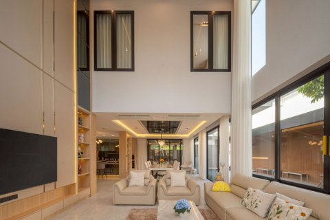 Вилла в Чиангмае, Таиланд с 4 спальнями  № 126740 - фото 3