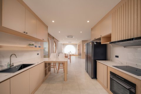 Villa in Chiang Mai, Thailand 4 bedrooms № 126742 - photo 8