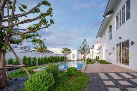 Villa in Chiang Mai, Thailand 4 bedrooms № 126742 - photo 28