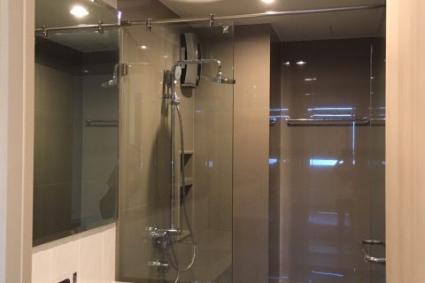 Кондоминиум с 1 спальней в Бангкоке, Таиланд № 143983 - фото 5