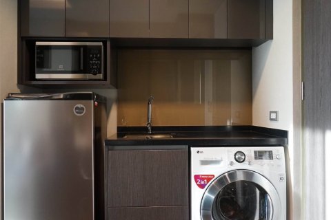 Кондоминиум с 1 спальней в Бангкоке, Таиланд № 143985 - фото 4