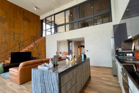 Дуплекс в Бангкоке, Таиланд с 2 спальнями № 86445 - фото 5