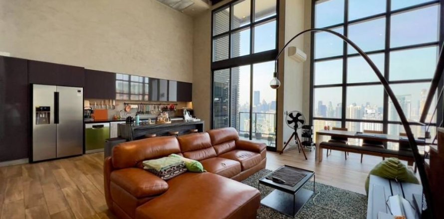 Дуплекс в Бангкоке, Таиланд с 2 спальнями № 86445