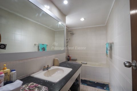 Condo in Pattaya, Thailand, 2 bedrooms № 101637 - photo 22
