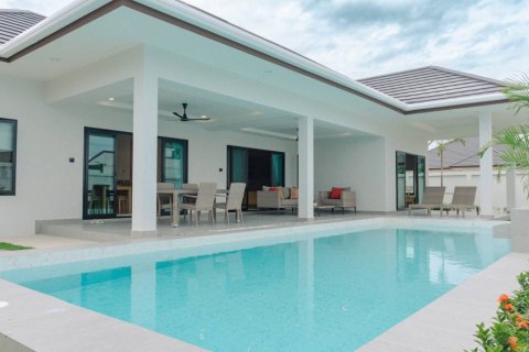 Вилла в Хуа Хине, Таиланд с 3 спальнями  № 132684 - фото 9