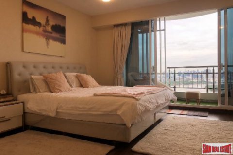 Apartment in Bangkok, Thailand 2 bedrooms № 119676 - photo 6