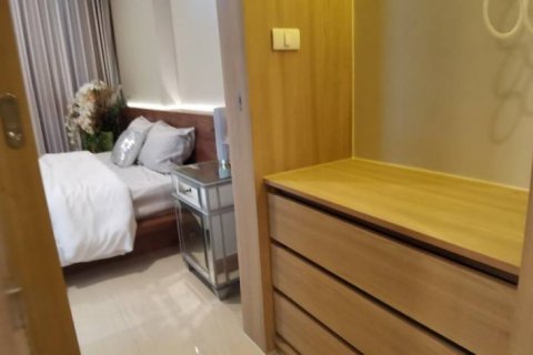 Condo à Bang Lamung, Thaïlande, 1 chambre № 86790 - photo 8