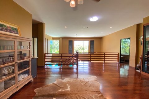 Дом в Чиангмае, Таиланд с 6 спальнями  № 104877 - фото 24