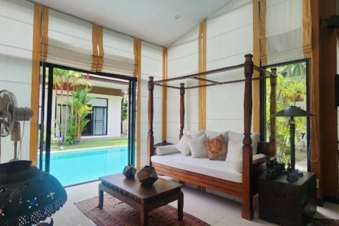 Villa in Pattaya, Thailand 4 bedrooms № 105226 - photo 9